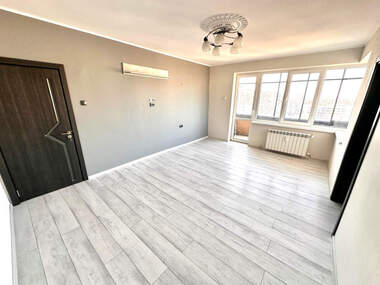 For sale - Apartment in Wider Center,  Ruse