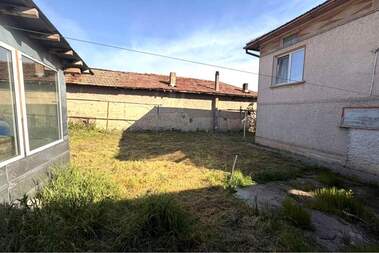 For sale - House in Vasil Levski,  Targovishte