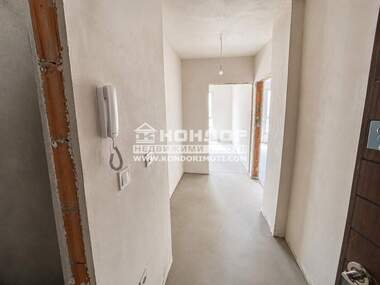 Vânzare - Apartament în Hristo Smirnenski,  Plovdiv