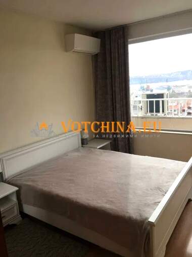 Vânzare - Apartament în Center,  Varna