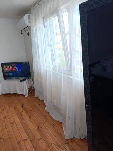 Închiriere - Etaj din casă în Orlandovți,  Sofia