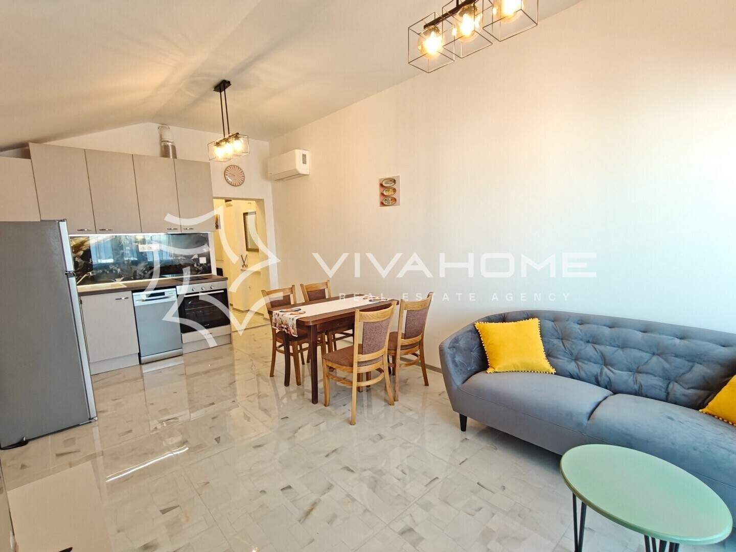 Тристаен Апартамент във Възраждане 3, Варна – снимка 3