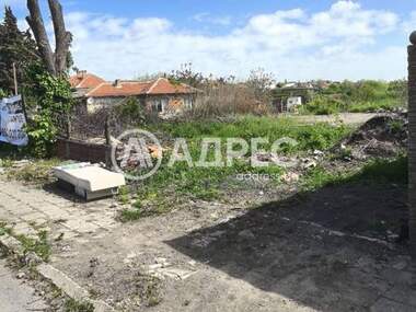 Satış - İnşaat arsası olarak Laka,  Burgas