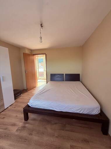 Vânzare - Apartament în Țentăr,  Vrața