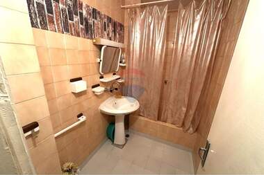 For sale - Apartment in Charodeyka - Iug,  Ruse