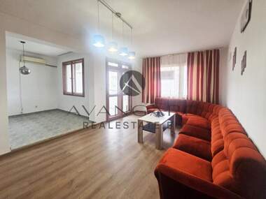Satış - Apartman olarak Kiuçuk Parij,  Plovdiv