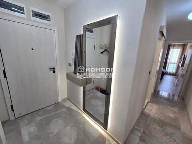 Vânzare - Apartament în Kărșiaka,  Plovdiv