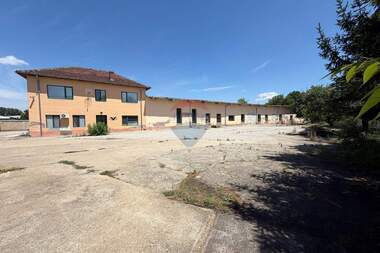 For sale - Building in Gorna Oriahovica,  Veliko Tarnovo