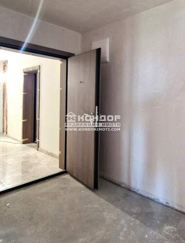 Vânzare - Apartament în Ostromila,  Plovdiv