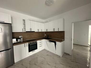 Miete - Wohnung in Slaweykow,  Burgas