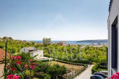 Vânzare - Apartament în Levski,  Varna