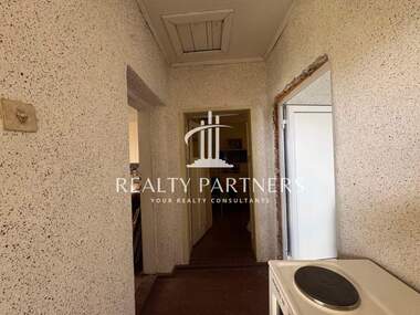For sale - House in Viskiar,  Pernik