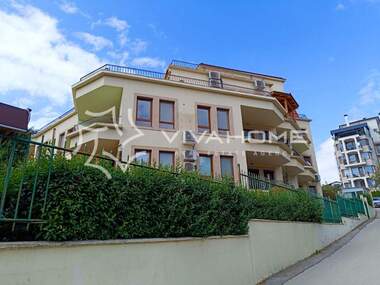 Продажба - Апартамент в Траката,  Варна