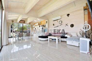 For sale - House in Karadjovo,  Plovdiv
