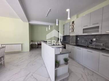 Продажа - Дом в Голям Извор,  Ловеч