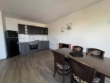Închiriere - Apartament în Lazur,  Burgas