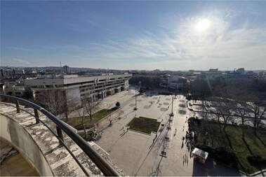 Kira - Ofis olarak Center,  Ruse