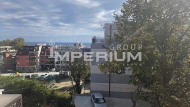For rent - Apartment in Briz,  Varna