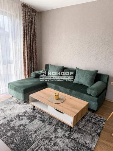 Аренда - Квартира в Христо Смирненски,  Пловдив