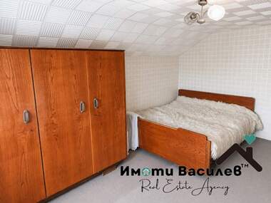 Продажба - Къща в Сливница,  София Област