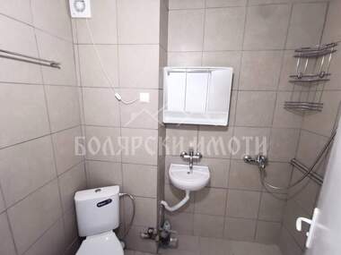 Închiriere - Apartament în Buzludja,  Veliko Tărnovo