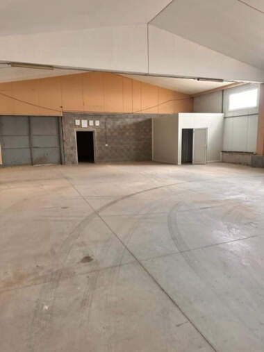 Kira - Depo olarak Promişlena zona - Zapad,  Veliko Tarnovo