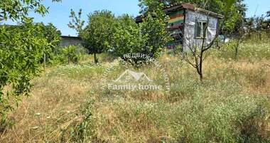 Продажа - Участок под строительство в Звездица,  Варна