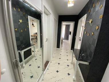 Închiriere - Apartament în Lazur,  Burgas
