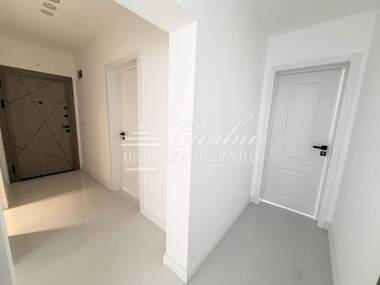 Vânzare - Apartament în Center,  Șumen
