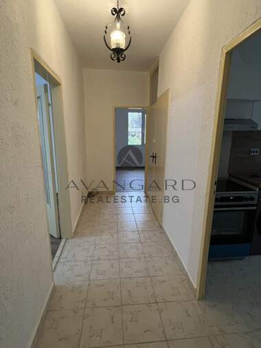 For sale - Apartment in Kiuchuk Parij,  Plovdiv
