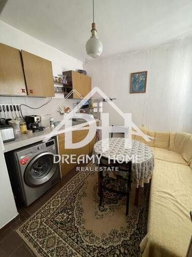 Satış - Apartman olarak Vazrojdenci,  Karcali