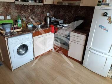 For sale - Apartment in Kiuchuk Parij,  Plovdiv