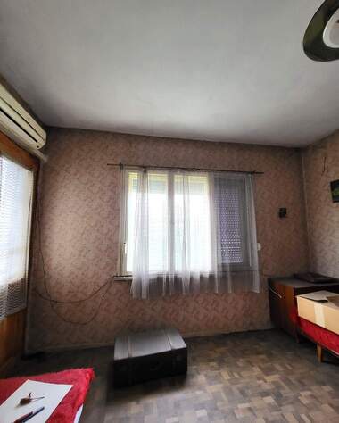 Verkauf - Etage von Haus in Iztok,  Pazardjik