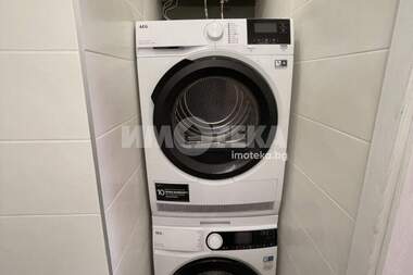 Închiriere - Apartament în Karpuzița,  Sofia