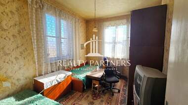 Продажба - Апартамент в Изток,  Перник