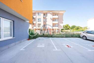 Vânzare - Apartament în Iujen,  Plovdiv