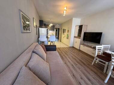 Închiriere - Apartament în Țentăr,  Burgas