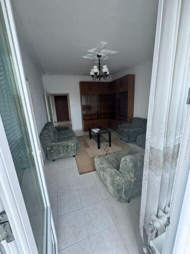 Închiriere - Apartament în Kărșiaka,  Plovdiv