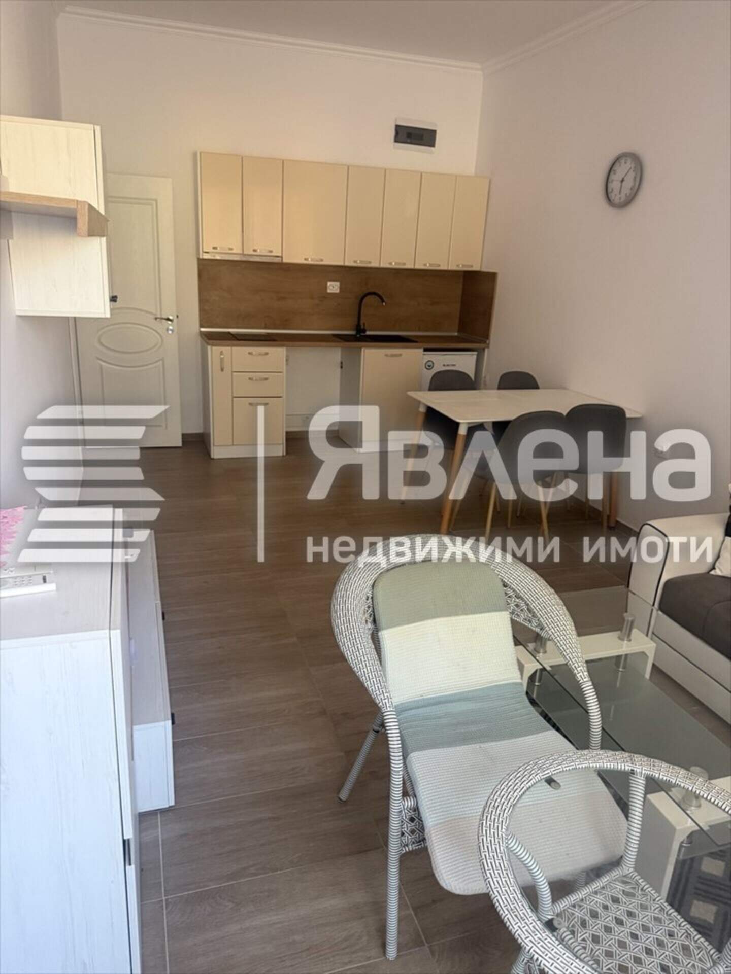 Δίδωμο Διαμέρισμα σε Σλαντσεβ Μπριαγ, Μπουργας – φωτογραφία 2