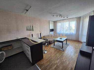Miete - Wohnung in Mladost-1A,  Sovia
