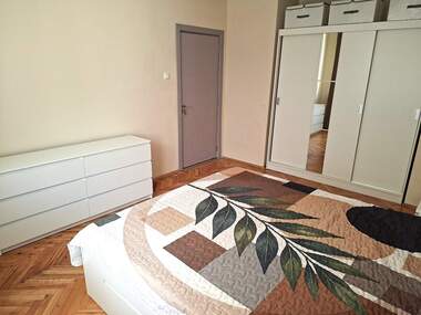 Miete - Wohnung in Zentar,  Razgrad