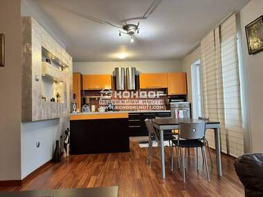 Vânzare - Apartament în Center,  Plovdiv