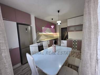 Miete - Wohnung in Kaysiewa gradina,  Warna