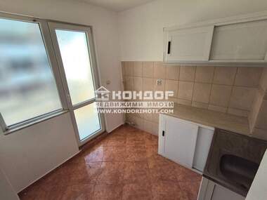 Vânzare - Apartament în Kărșiaka,  Plovdiv