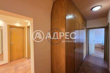 Vânzare - Apartament în Mladost-2,  Sofia