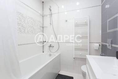 Închiriere - Apartament în Izgrev,  Sofia