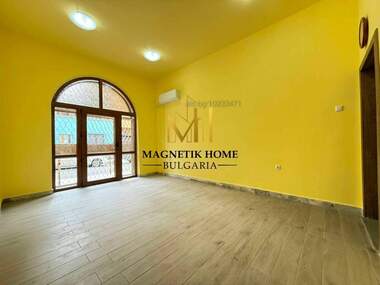 Închiriere - Birou/Magazin/Depozit/Salon de frumusețe/Cabinet de stomatologie în Văzrajdane,  Burgas