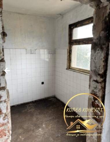 Продажба - Апартамент в Дружба 1,  Хасково