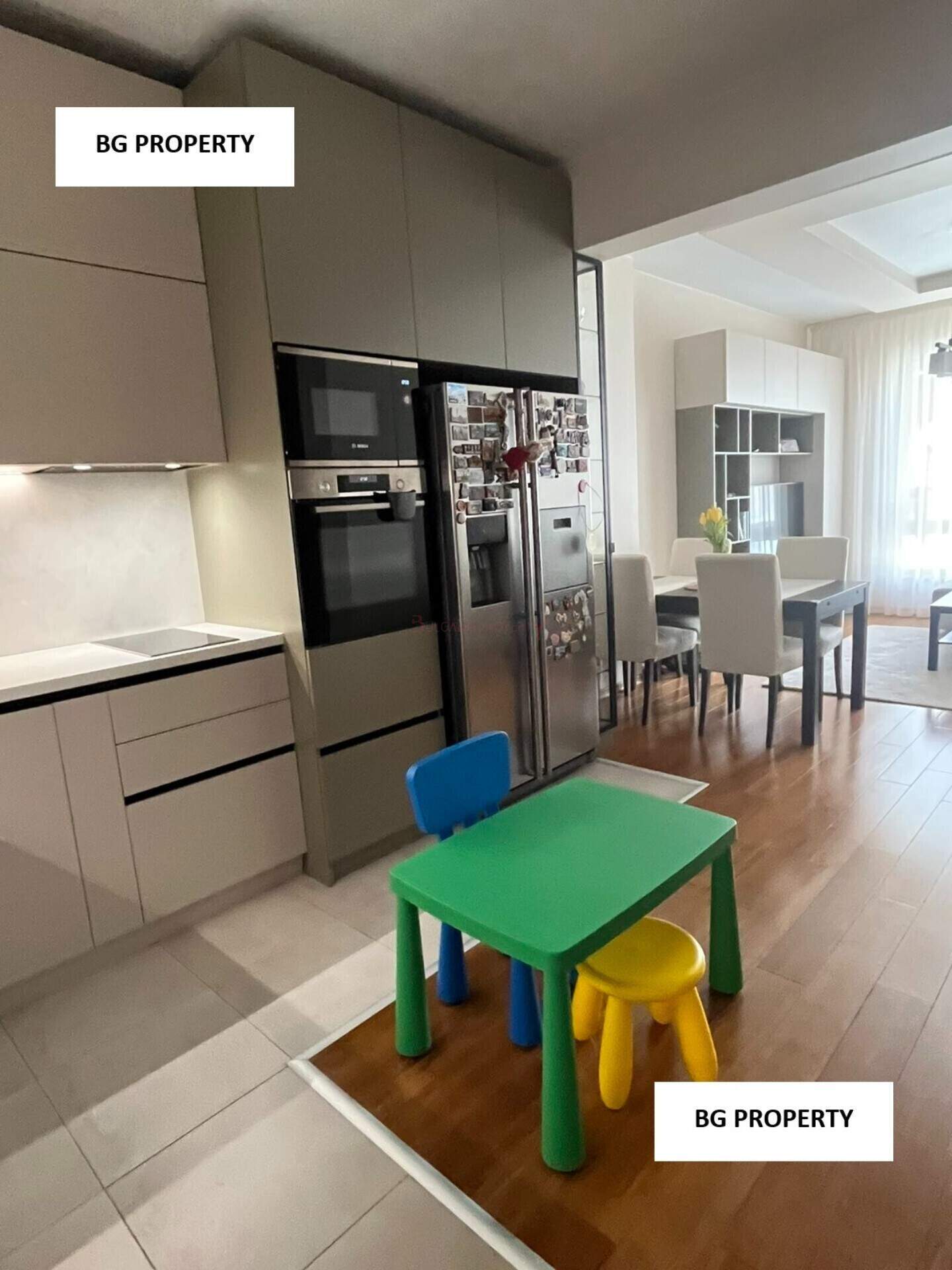 Cu trei camere Apartament în Center, Sofia – fotografia 2