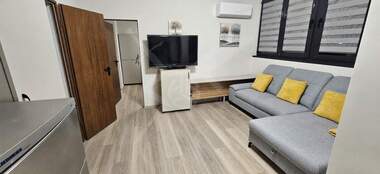 Închiriere - Apartament în Țentăr,  Burgas